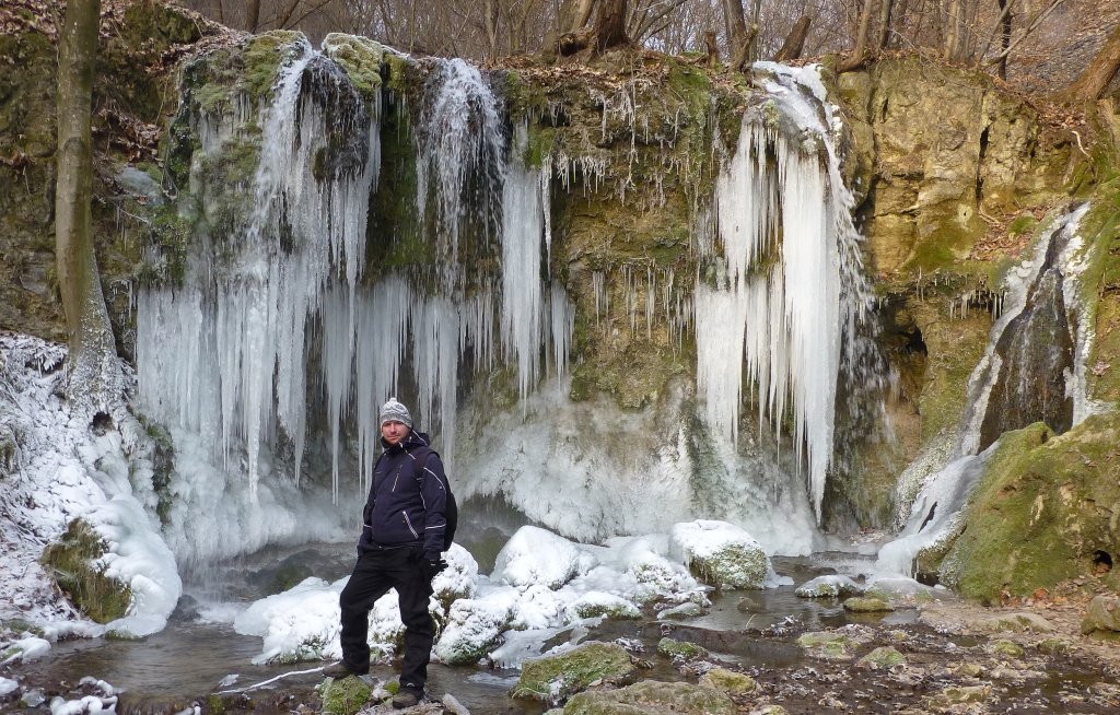 Veľký vodopád v zime, Hájske vodopády, Slovensko