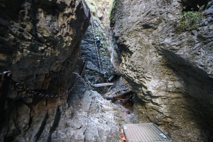 Sústava rebríkov a reťazí nad Misovými vodopádmi, Suchá Belá, Slovenský raj