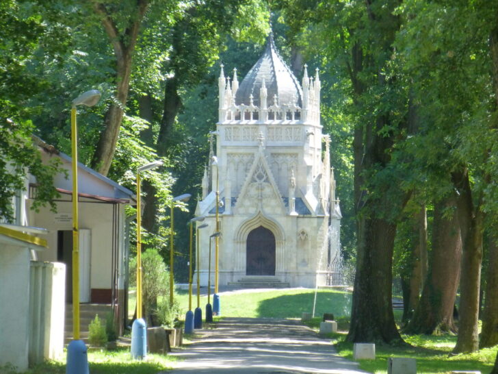 Mauzóleum grófa Andrássyho, Trebišov