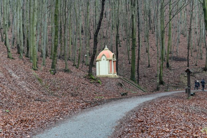 Kaplnka na trase Bankov - Alpinka