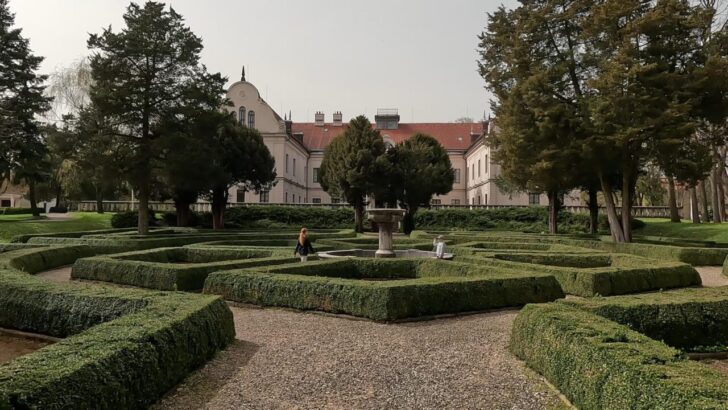 Park v meste Trebišov - Kam s deťmi v Košickom kraji